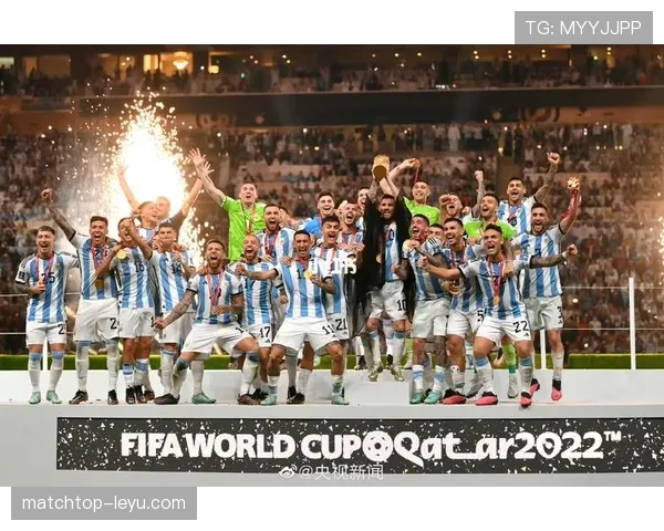 卡塔尔世界杯2022精彩瞬间盘点：见证历史里程碑与动人幕后故事