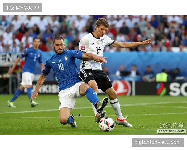 诺伊尔扑救威胁指数再创新高，状态回暖强势巩固门将王者地位