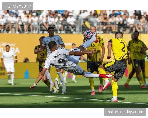 皇马锋线近期表现稳健，进攻效率持续提升