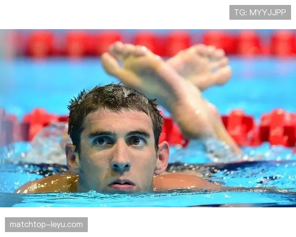 菲尔普斯一顿上万卡，刷到训练期菜单我点外卖都害羞了